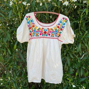 Mexican Embroidered Blouse | Size S-M